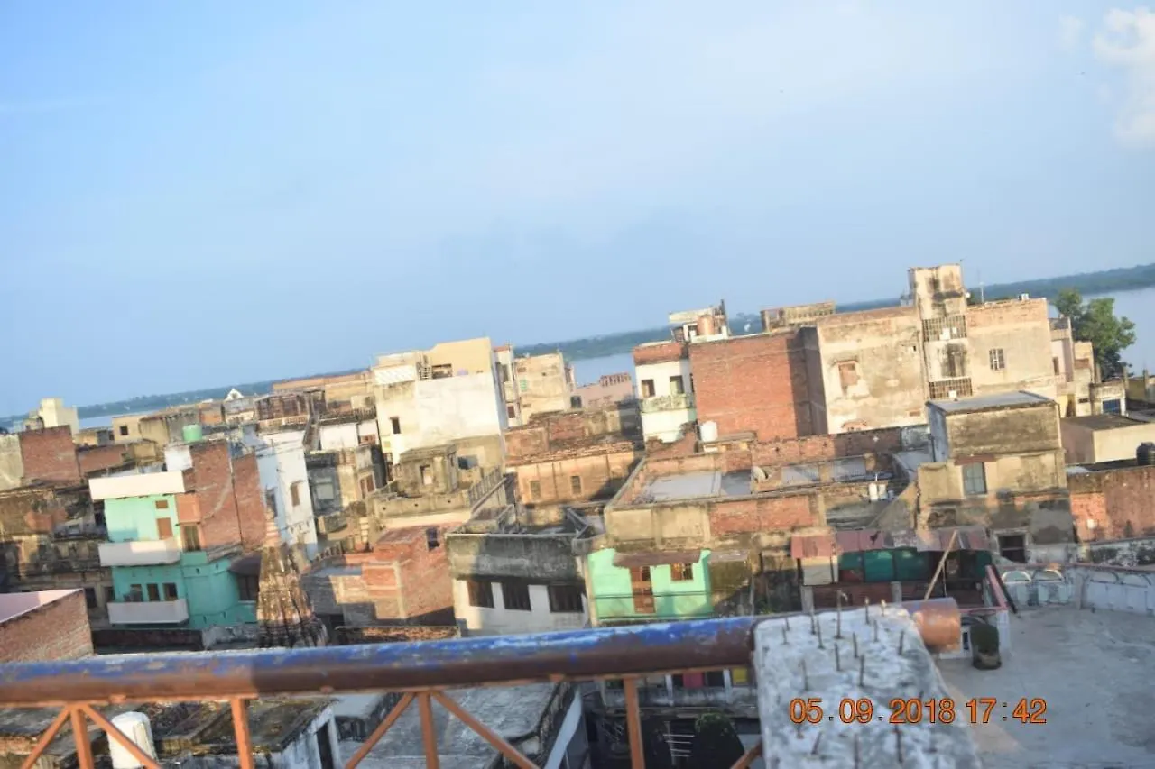 Family Guest House Varanasi 2*,