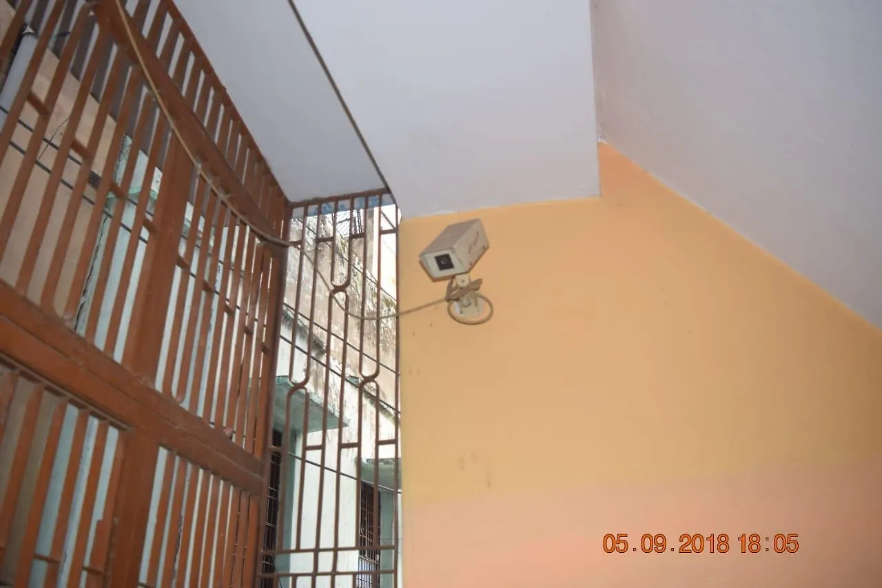 Family Guest House Varanasi