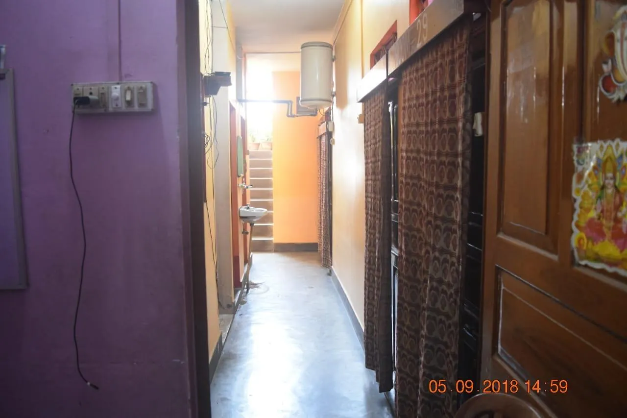 Family Guest House Varanasi 2*,  India